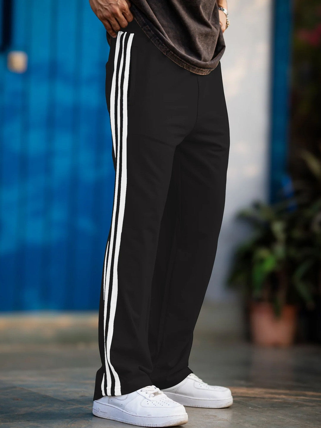 Men Side Striped Mid-Rise Flexi Waist Track Pants