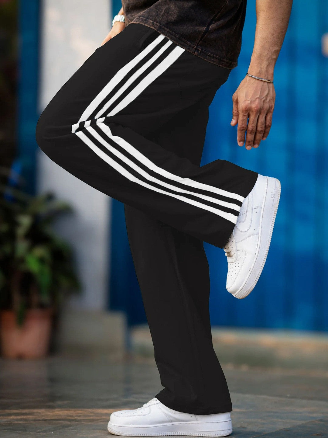 Men Side Striped Mid-Rise Flexi Waist Track Pants
